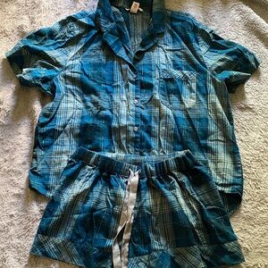 VS Plaid Shirt and Shorts Set